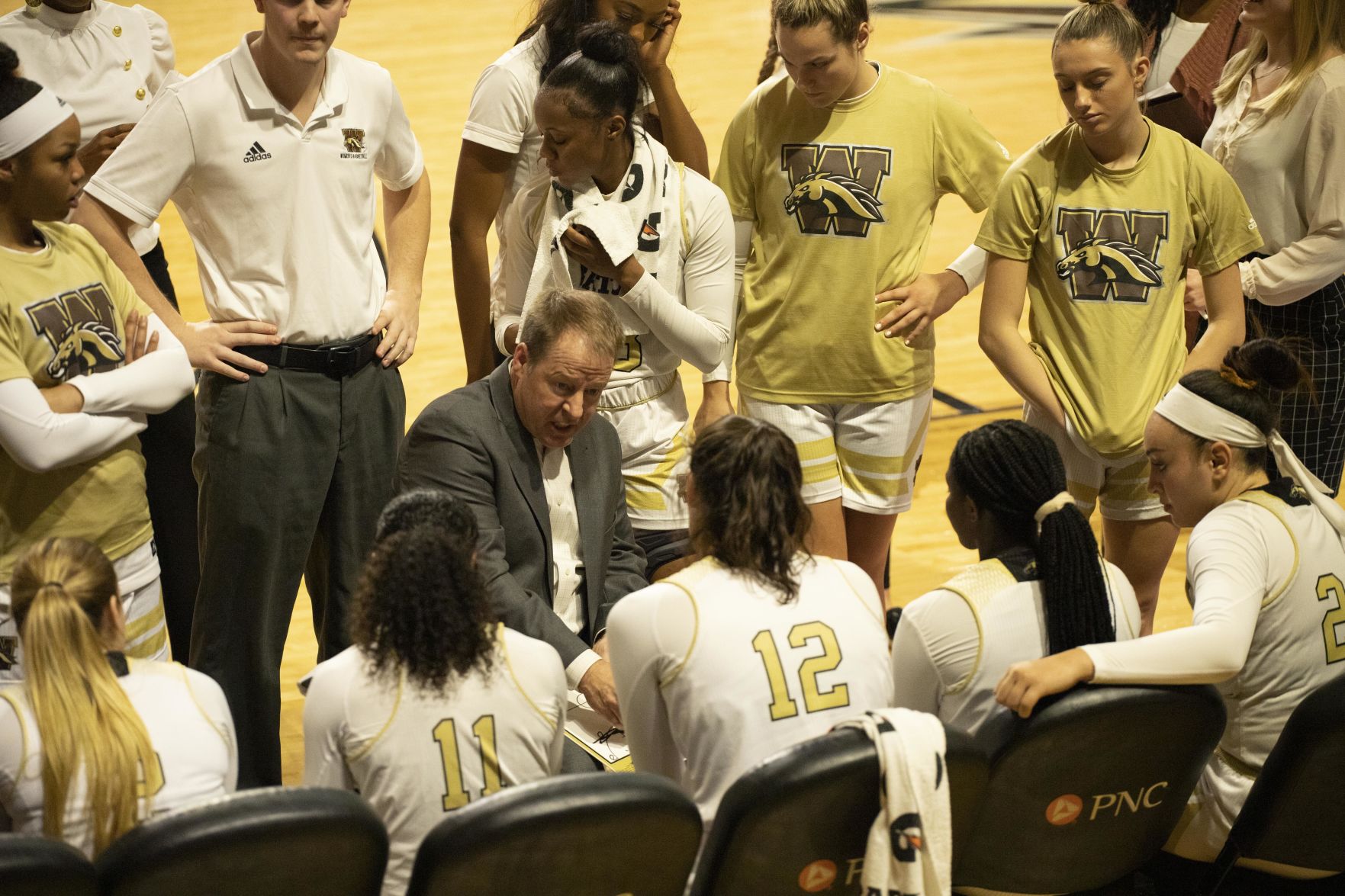 Head coach Shane Clipfell